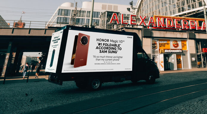 HONOR-Sam-Sung_Alexanderplatz